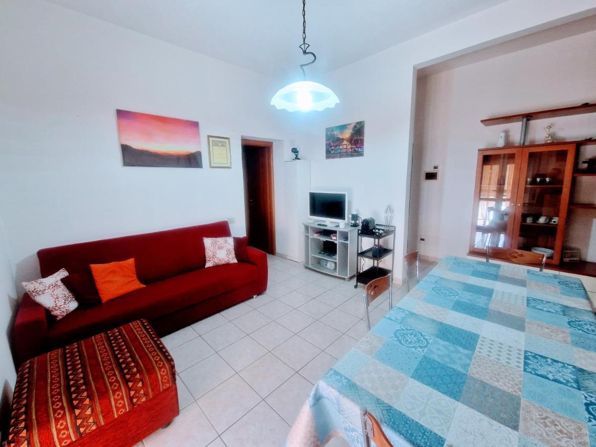 Puzzle Al Mare Apartment Follonica Bagian luar foto