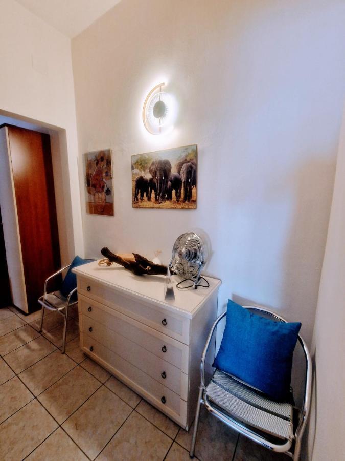 Puzzle Al Mare Apartment Follonica Bagian luar foto