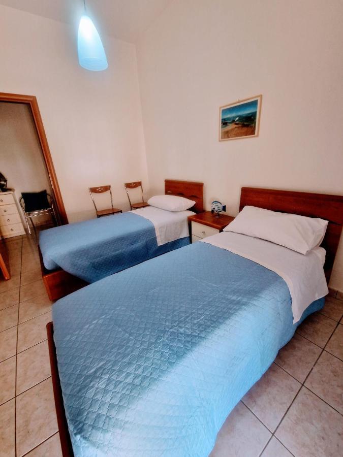 Puzzle Al Mare Apartment Follonica Bagian luar foto
